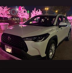 تۆیۆتا کۆرۆلا کرۆس